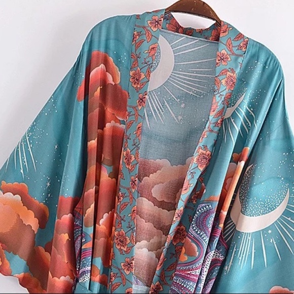 Kimono Robe Duster in Green with Cosmic Display Open Front, Matching Belt - Picture 3 of 8